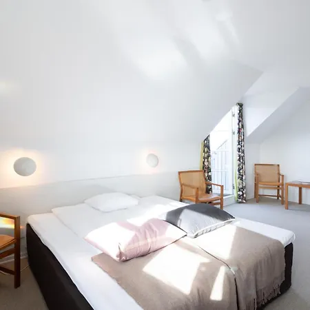 Borre Knob Fjordhotel Bed & Breakfast