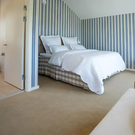住宿加早餐酒店 Borre Knob Fjordhotel 尤尔斯明讷