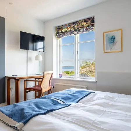 Borre Knob Fjordhotel 尤尔斯明讷
