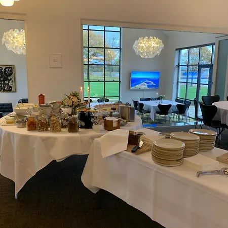 Borre Knob Fjordhotel 住宿加早餐酒店