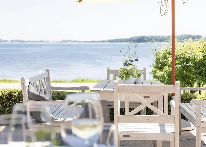 Bed & Breakfast Borre Knob Fjordhotel 3*