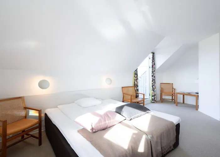 Borre Knob Fjordhotel Bed & Breakfast